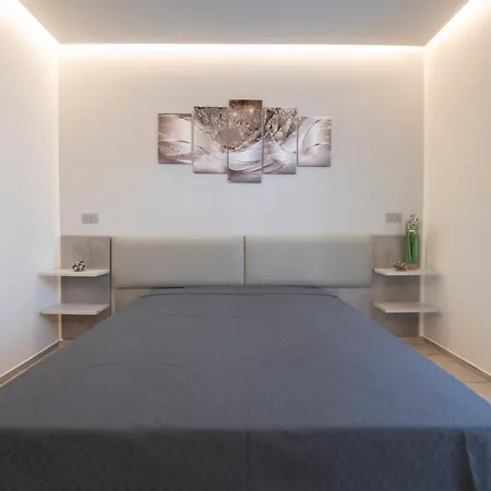 240 Camera Nord - Affittacamere Sara Chiavari, 200metri Dal Mare Homestay